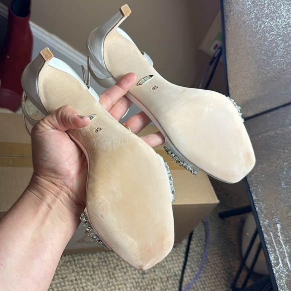 NWOT β’ Rider Stiletto Heel β’ Badgley Mischka β’ Size 8.5 β’ ππ β’ Soft White - Picture 11 of 15